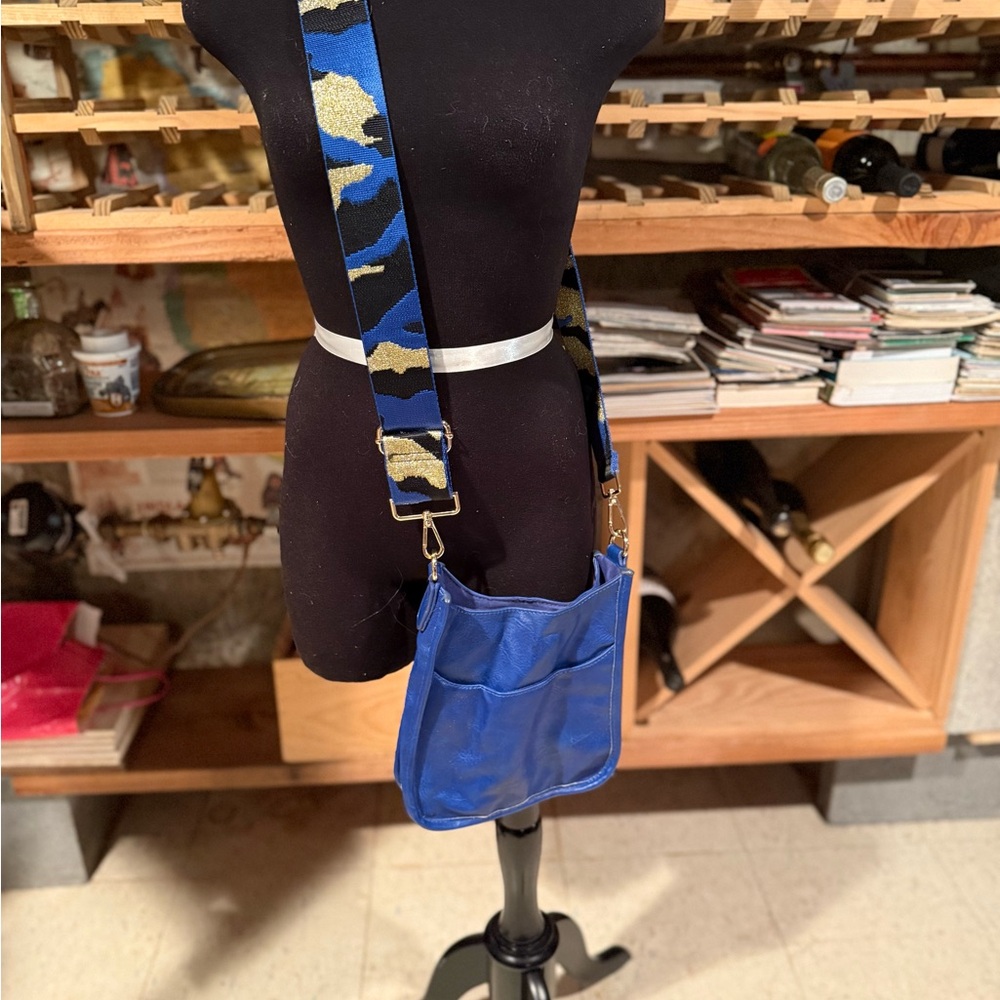 Blue‎ Crossbody Bag with Camouflage Strap